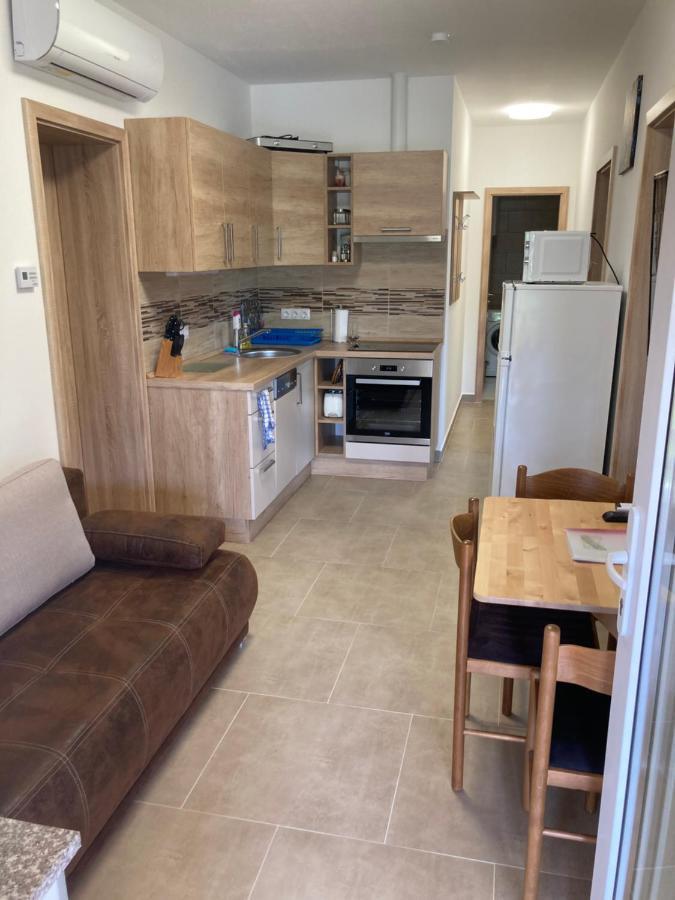 Balati Vendeghaz Apartment บาลาตอนมารีอาเฟือร์เดอ ภายนอก รูปภาพ