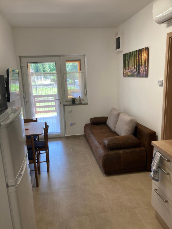 Balati Vendeghaz Apartment บาลาตอนมารีอาเฟือร์เดอ ภายนอก รูปภาพ